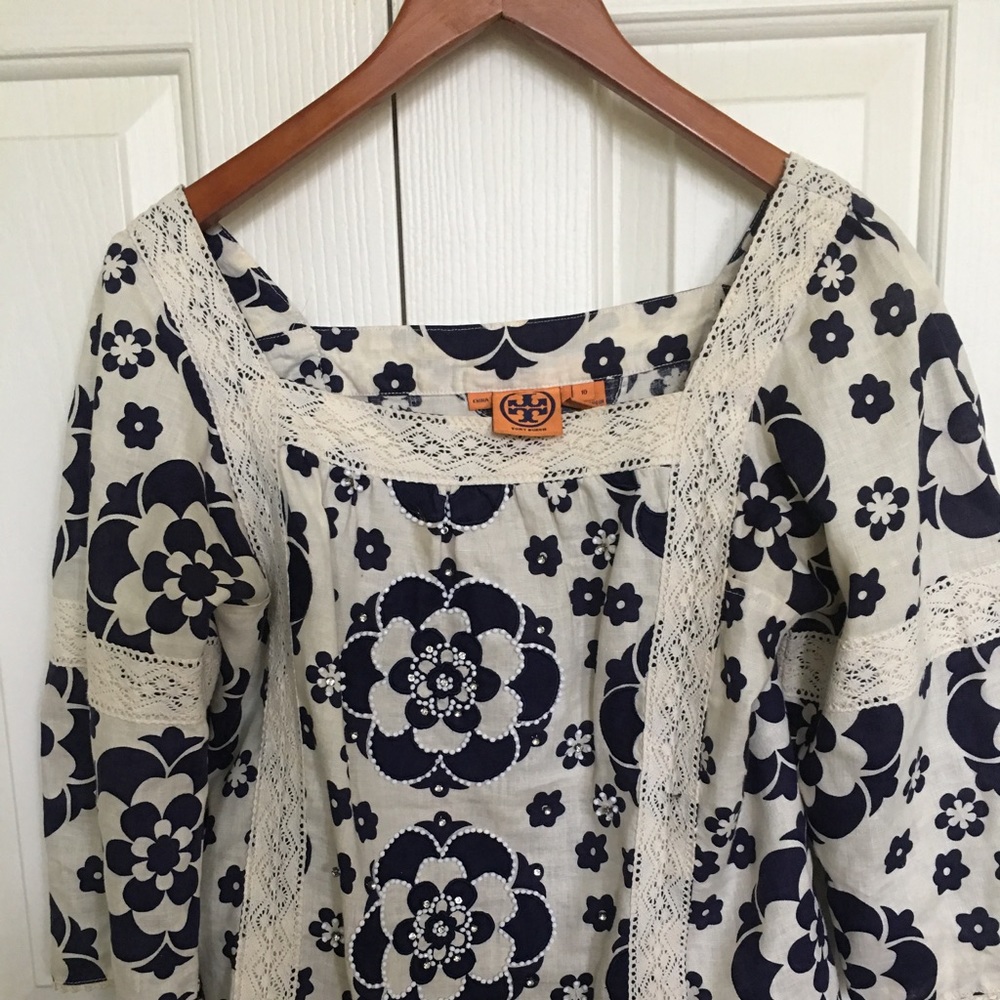 Tory Burch linen blouse. Navy blue and cream